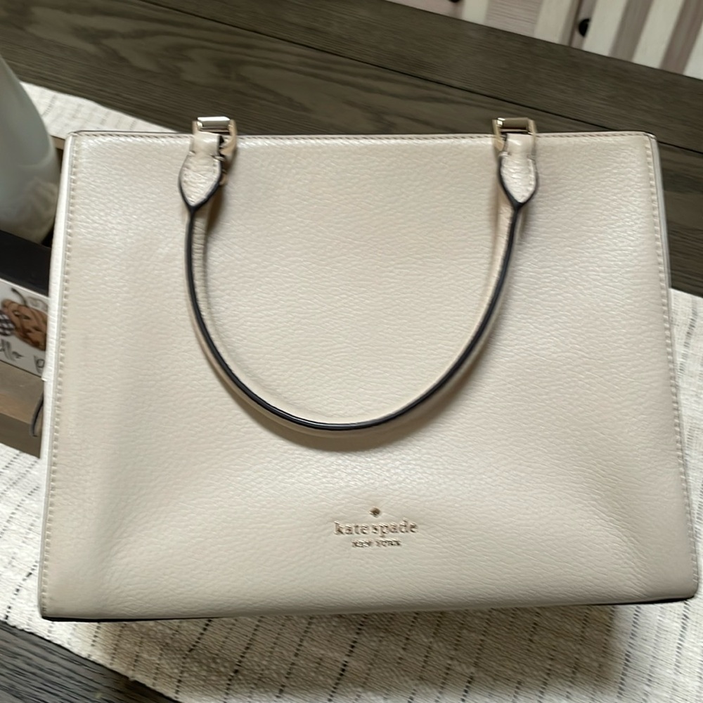 Kate Spade satchel. Like new condition